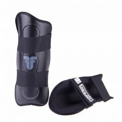 Shin Guard Fighter Ergo - Black, FSG-001W