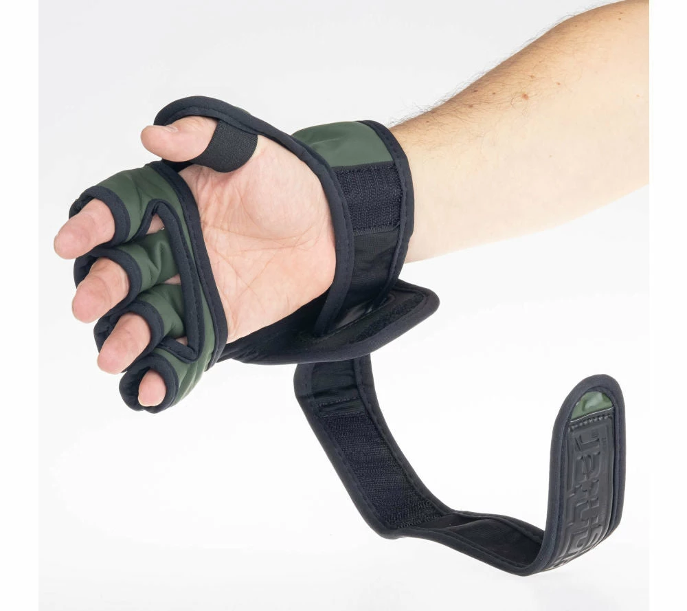 Brand new ๐ MMA Gloves Fighter Competition - Khaki/camo ๐ 9 MMA Gloves Fighter Competition - Khaki/camo