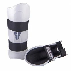 PROTECTION Shin Guard Fighter Ergo - White, FSG-001W